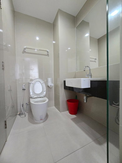 รูป 🔥ให้เช่าถูกมาก🔥 1 นอน ห้องใหญ่ สภาพใหม่ มีเครื่องซักผ้า Ideo Blucove Sukhumvit - รูปที่ 9/17