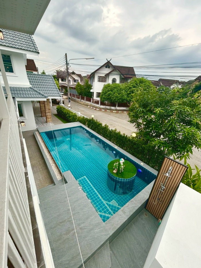 รูป  ให้เช่า Pool Villa บ้านแฝดสองชั้นตีทะลุกัน พร้อมสระว่ายน้ำส่วนตัว บรรยากาศเงียบสงบ   #A7-V0079 - รูปที่ 23/33
