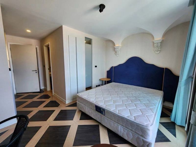 รูป Espana condo เฟอร์ครบ พร้อมเข้าอยู่  ราคาเช่าเพียง 8,500 บาท - รูปที่ 2/9