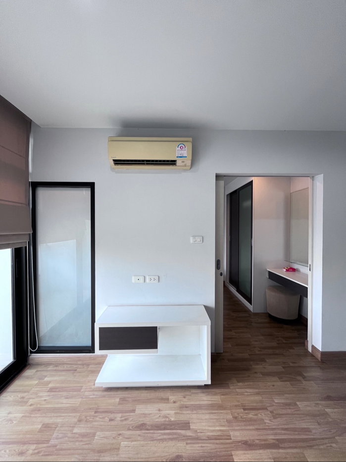 picture Baan Navatara Condo, resort style, beautiful room as pictured, rent 8,500 THB. - 8/9
