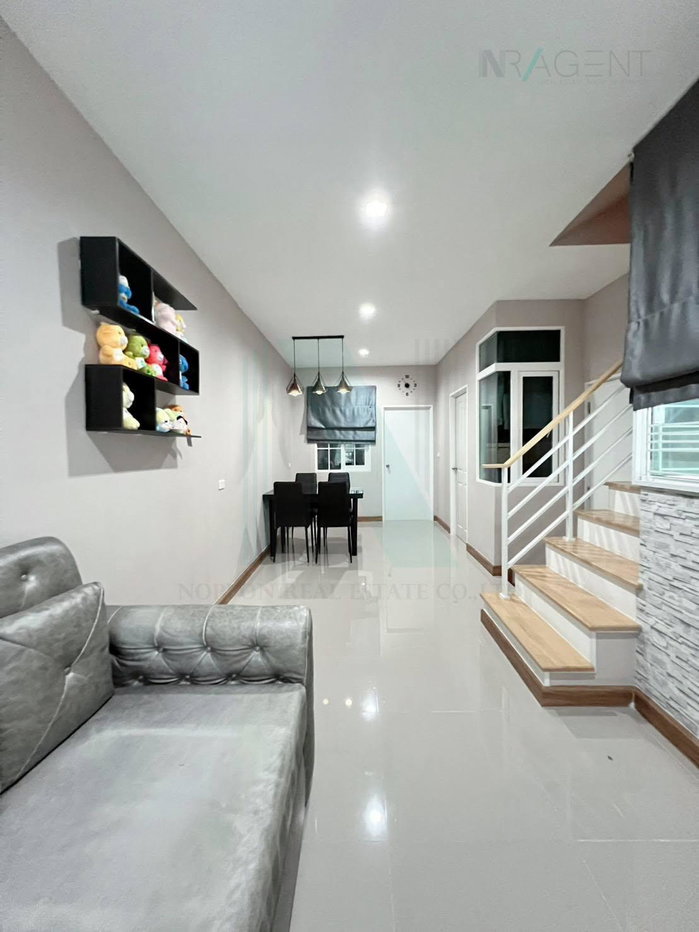 รูป 📌 ขายทาวน์เฮาส์ โครงการ โกลเด้น ทาวน์ รามอินทรา – คู้บอน 2 ชั้น 3 ห้องนอน 2 ห้องน้ำ - รูปที่ 4/8