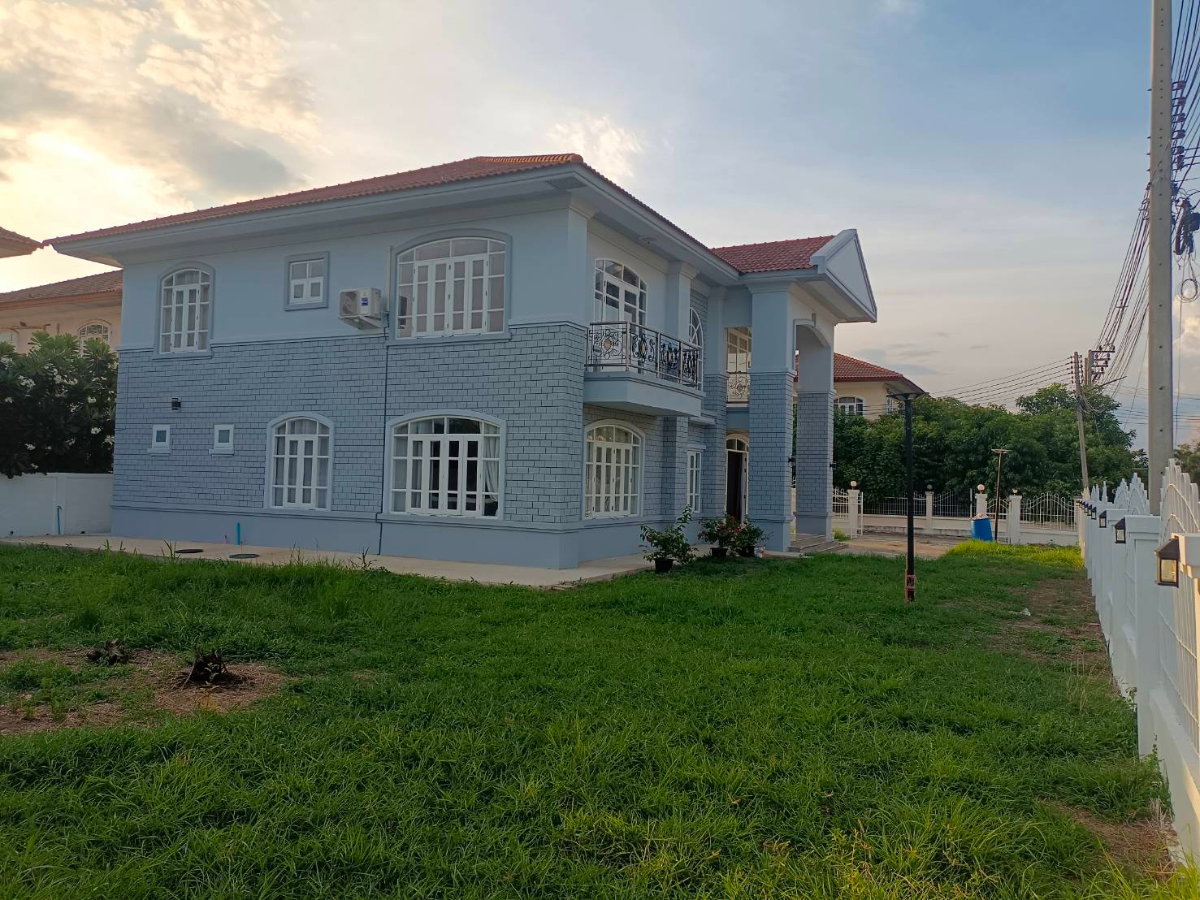 รูป ขายบ้านใหญ่สุดในโครงการทำเลดีสะดวกสะอาดปลอดภัย - รูปที่ 8/11