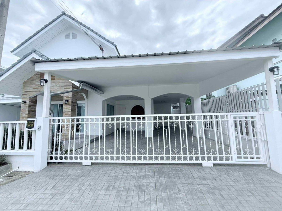 รูป  ให้เช่า Pool Villa บ้านแฝดสองชั้นตีทะลุกัน พร้อมสระว่ายน้ำส่วนตัว บรรยากาศเงียบสงบ   #A7-V0079 - รูปที่ 2/33