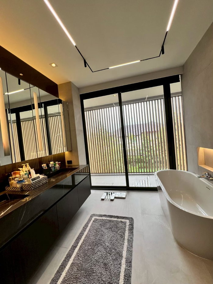 รูป ขาย Private Pool Villa หรู 5 ห้องนอน วิวสนามกอล์ฟ กรีนวัลเลย์ บางนา - รูปที่ 14/54