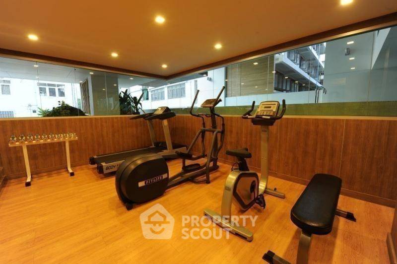picture 2-BR 55 Sqm Condo In Tree Condo Sukhumvit 42 Near BTS Phra Khanong 📍 (ID 511184) - 6/7