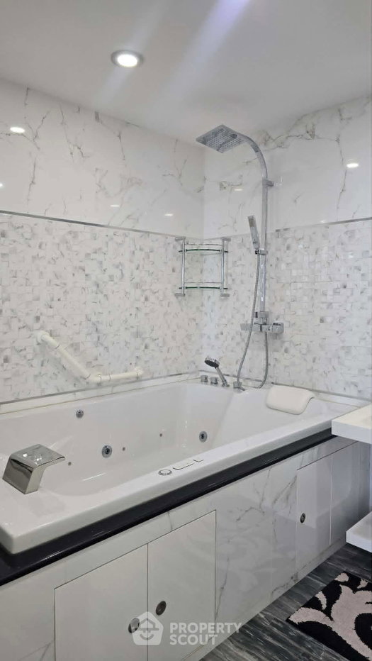 รูป คอนโด 3 ห้องนอน 150 ตร.ม. สำหรับขาย Tropicana Condotel พราตมเนตร (ID 3039790) - รูปที่ 18/39