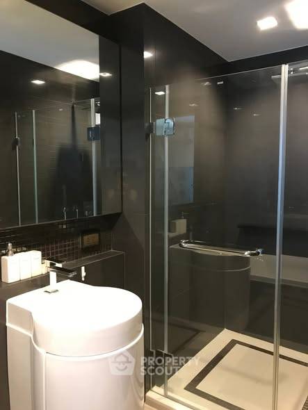 รูป คอนโด 1 ห้องนอน ชั้น 33 ขนาด 45 ตร.ม. ที่ Rhythm Sathorn ใกล้ BTS สะพานตากสิน 300 ม. (ID 2582794) - รูปที่ 4/10