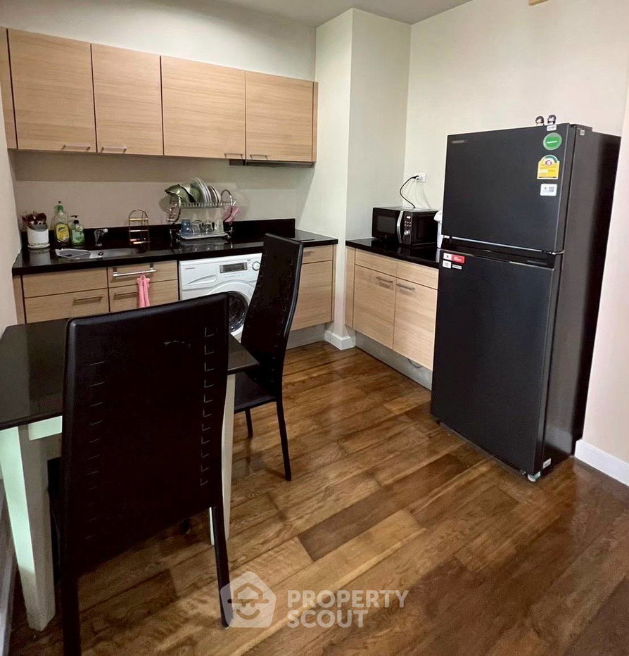 รูป คอนโด 1 ห้องนอน The Address ชิดลม ใกล้ BTS ชิดลม ราคาเหมาะสม (ID 3042043) - รูปที่ 3/6