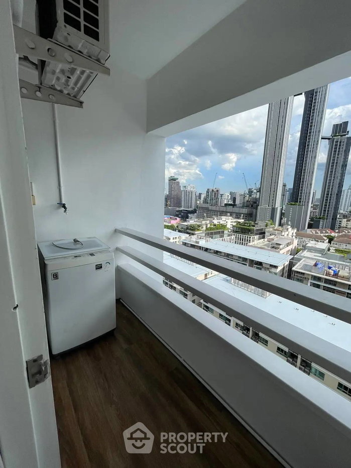 picture 2-BR 93 Sqm Condo At Thonglor Tower, 17th Floor Near BTS Thong Lor (ID 3039741) - 3/19