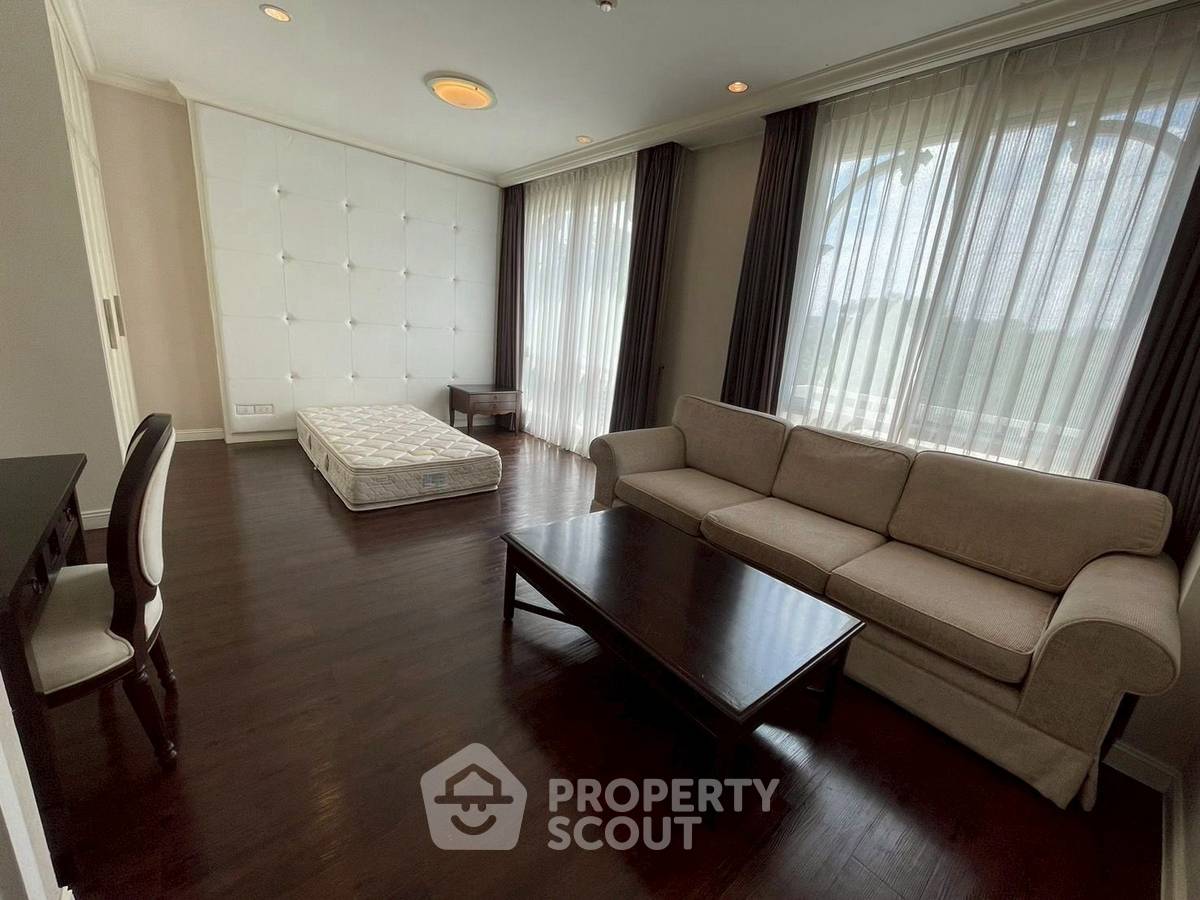 picture 3-BR Condo 190 Sqm Leticia Rama 9, Near Bang Kapi (ID 3041932) - 12/16