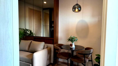 Condos for rent :  Nue District                      R9