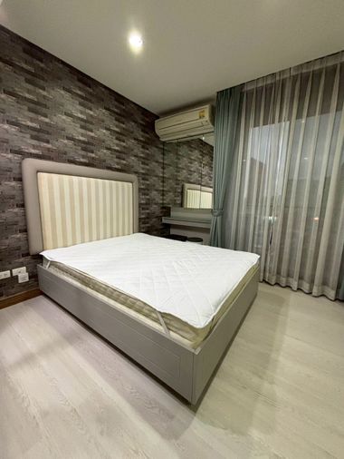 Editor สะพานควาย | 28 ตร.ม. ชั้น 10 ทิศเหนือ | เฟอร์ครบ พร้อมเครื่องซักผ้า | เพียง 16,000 บาท/เดือน
