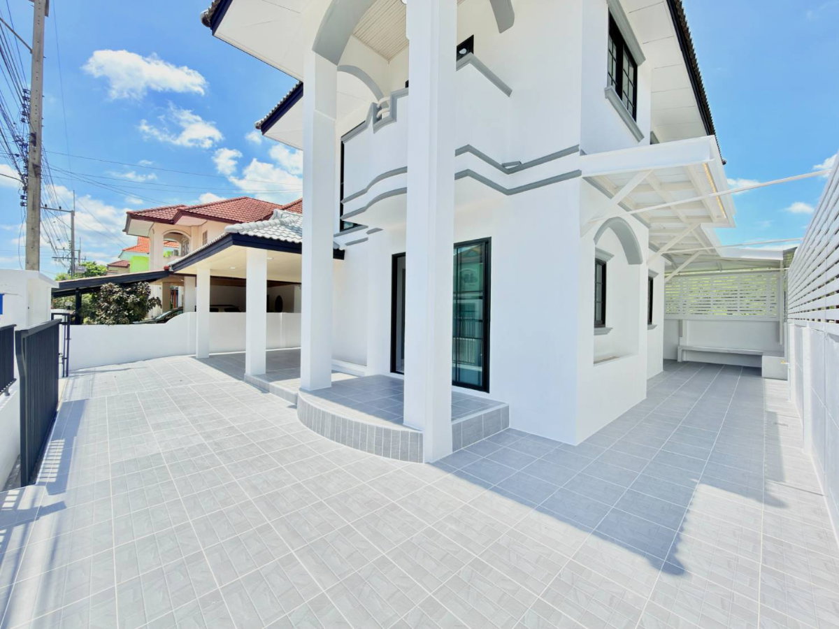 รูป บ้านเดี่ยว รีโนเวทใหม่ ทำเลดี หมู่บ้านสิทธิทรัพย์ (ถนนเมน)  คลอง7 ต.บึงคำพร้อย อ.ลำลูกกา จ.ปทุมธานี สวย พร้อมอยู่  - รูปที่ 3/15