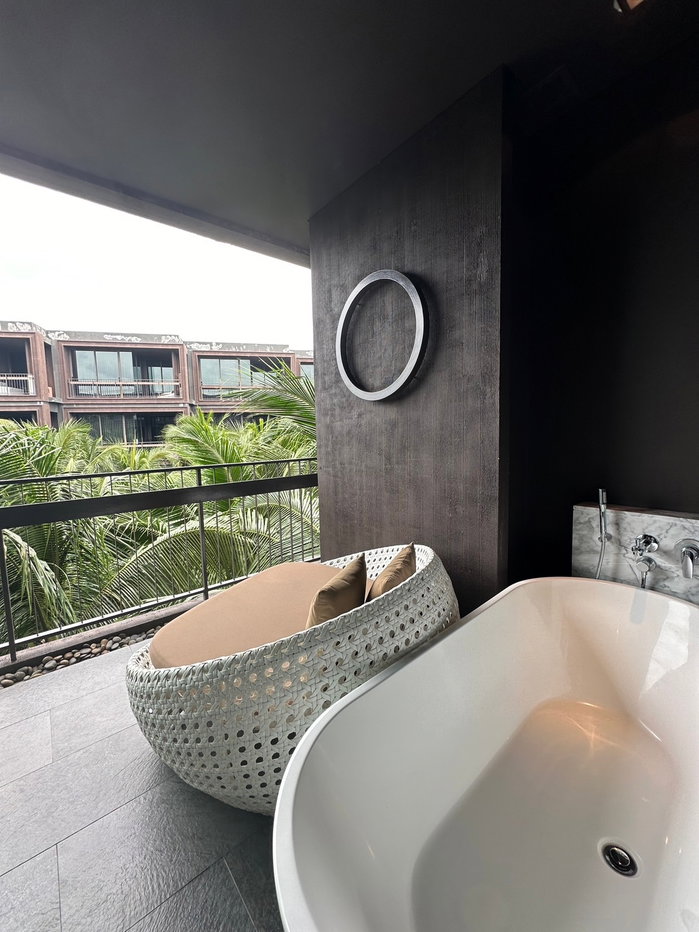 รูป คอนโด 1 ห้องนอนกว้างขวางให้เช่าที่ Saturday Condominium ใกล้หาดราไวย์และหาดในหาน ภูเก็ต  - รูปที่ 2/11