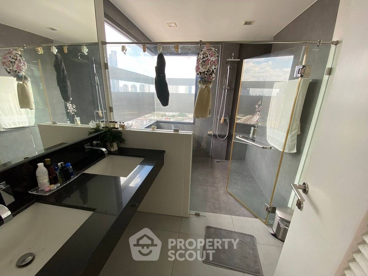 picture High-Floor 2-BR 75 Sqm Urbano Absolute Near BTS Krung Thon Buri 400m (ID 421889) - 11/18