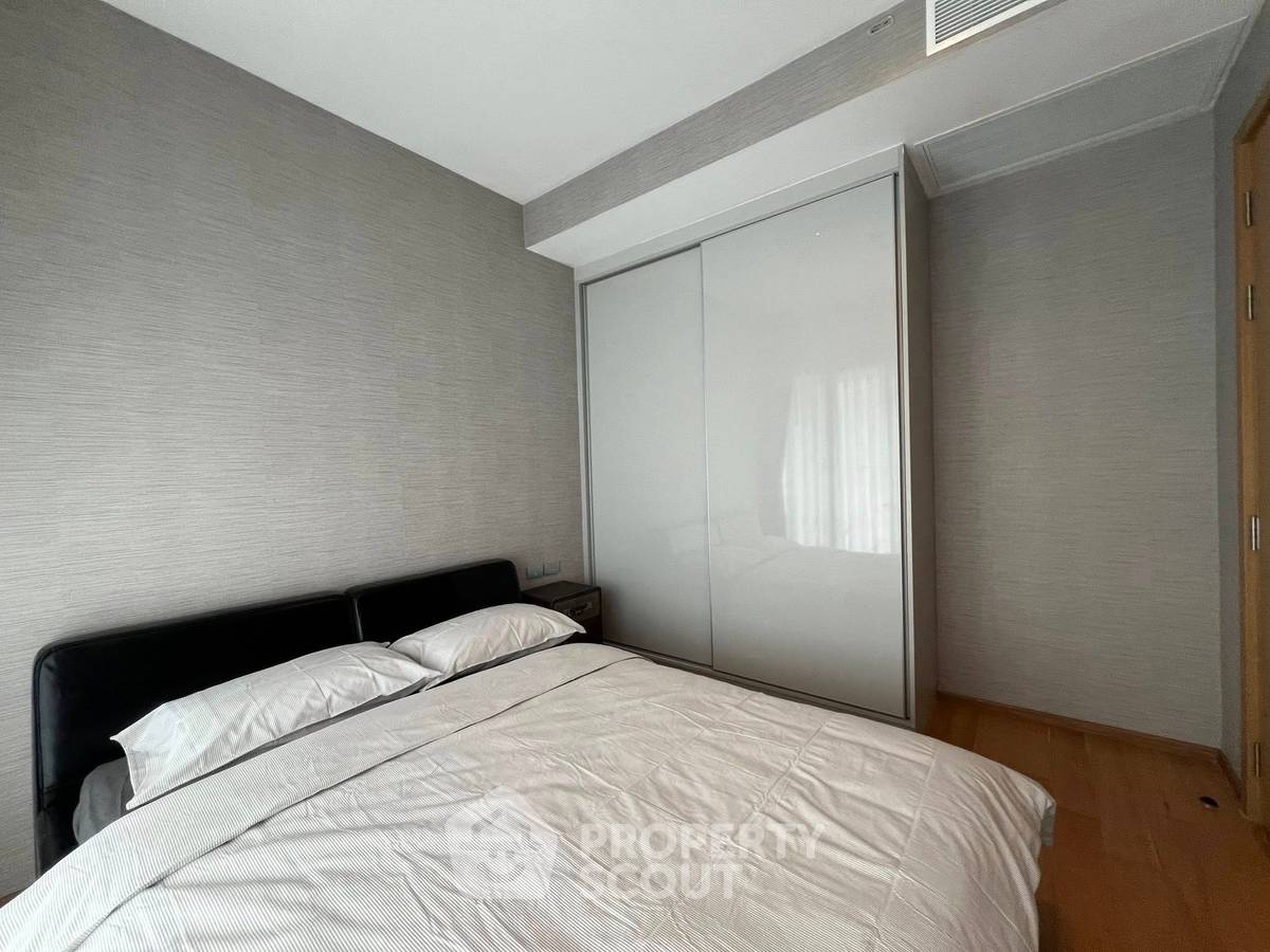 รูป คอนโด 2 ห้องนอน 85 ตร.ม. ให้เช่า ไฮด์ สุขุมวิท 13 ใกล้ BTS นานา 200 ม. (ID 2325052) - รูปที่ 9/12