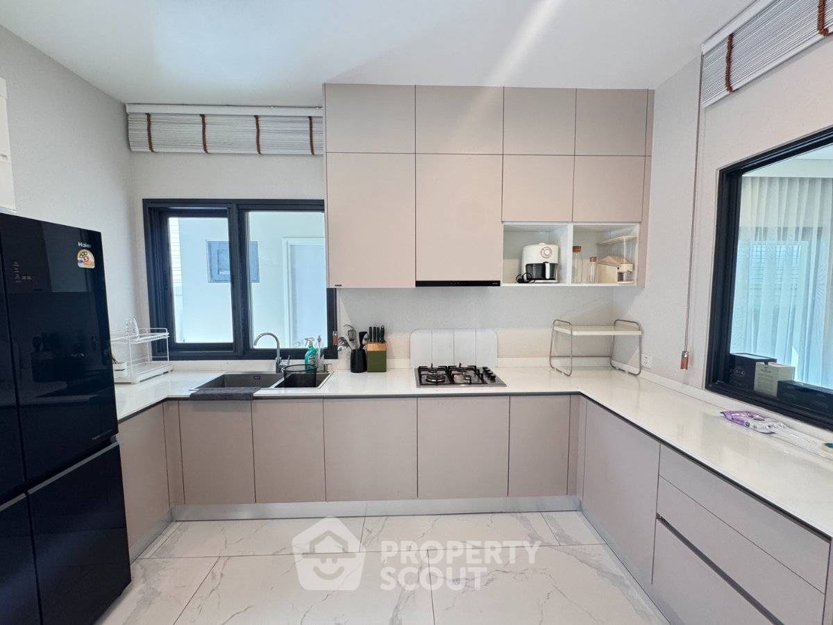 รูป วิลล่า 4 ห้องนอน ขาย The Lavish Pattaya ใกล้นาเกลือ พัทยา (ID 3042074) - รูปที่ 30/38