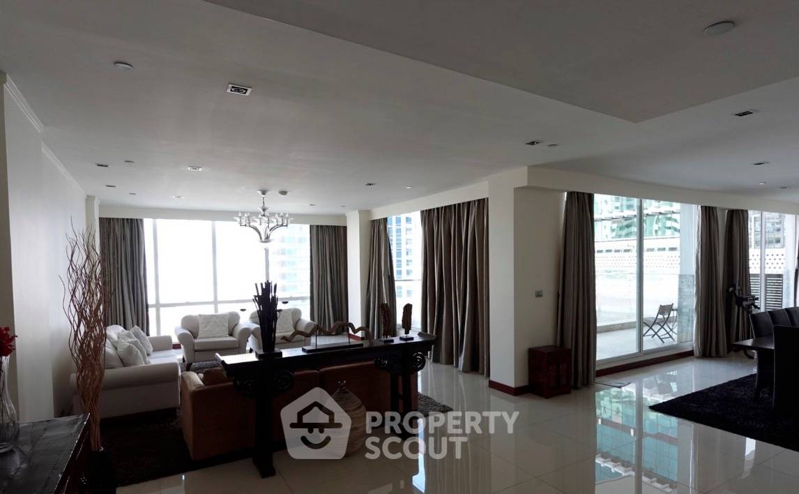 picture Attractive 3-BR 385 Sqm Condo For Sale, Le Raffine Jambunuda, BTS Phrom Phong (ID 3043533) - 1/8