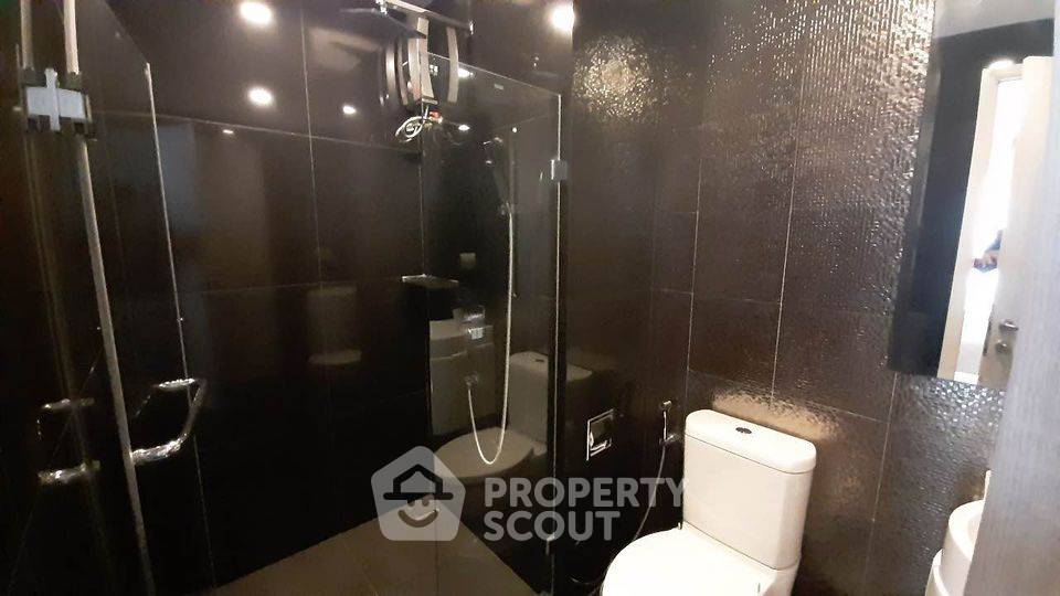 picture 2-BR Condo At Rhythm Sukhumvit 36-38, 20th-Floor Near BTS Thong Lor (ID 567159) - 19/21