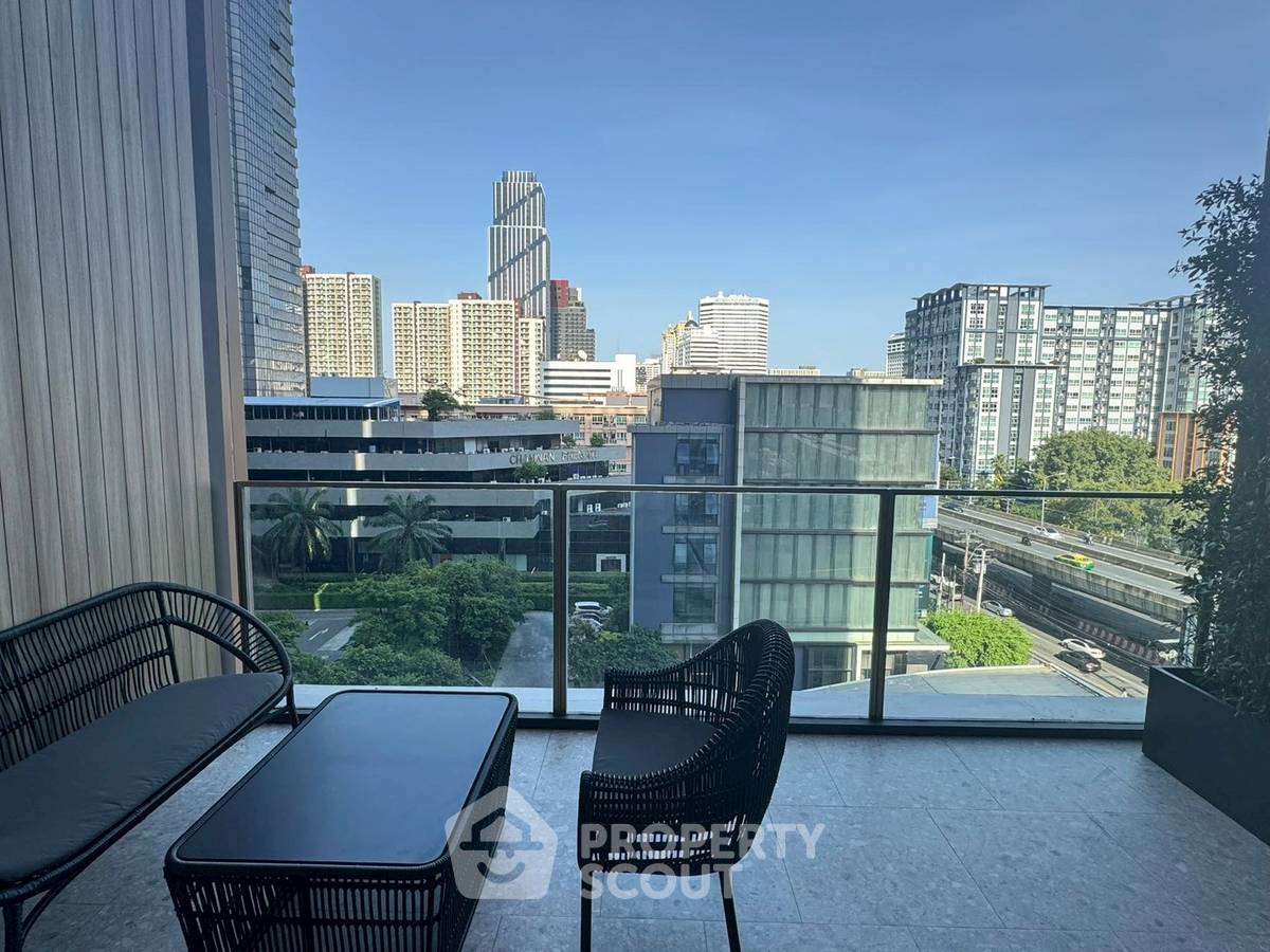 picture 37th-Floor 2-BR 46 Sqm Condo At Nue District R9 Near MRT Phra Ram 9 (ID 3040299) - 12/16