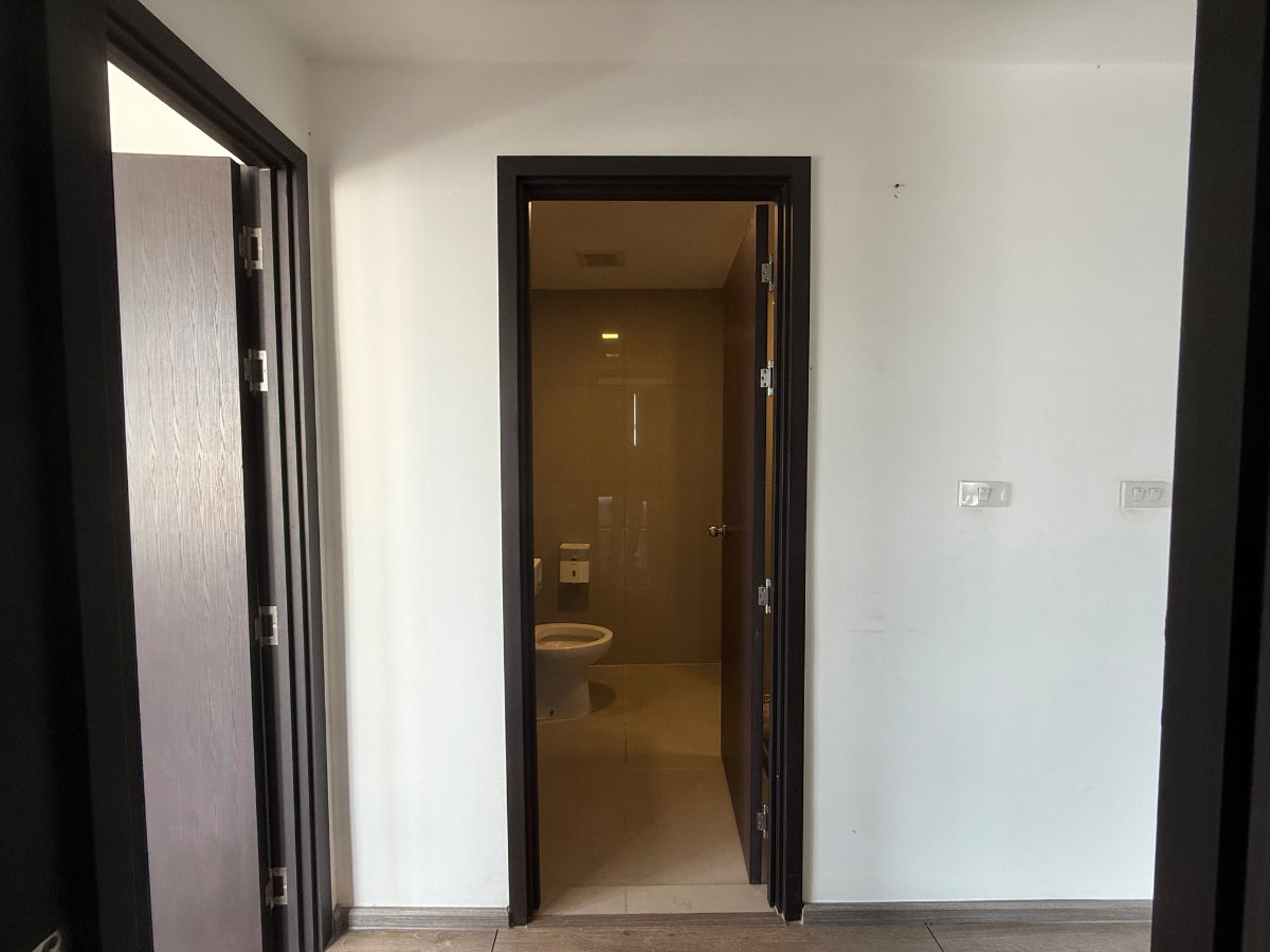 picture CGS_PH01 LYSS Condominium Ratchayothin, Condo for sell. Line: @cgestate - 8/22