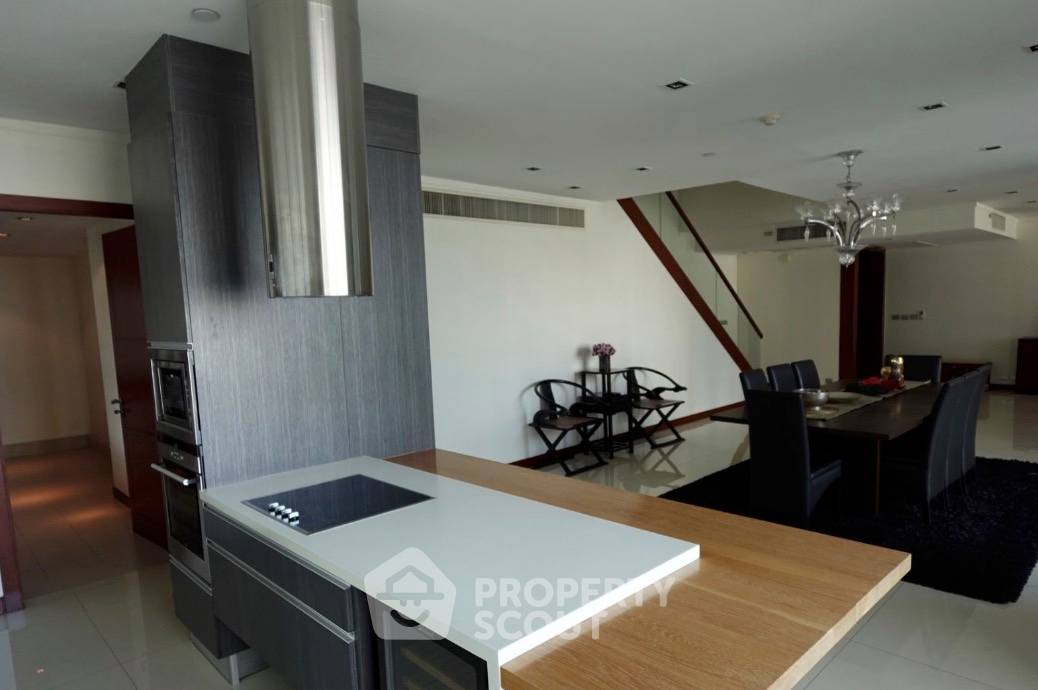 picture Attractive 3-BR 385 Sqm Condo For Sale, Le Raffine Jambunuda, BTS Phrom Phong (ID 3043533) - 4/8