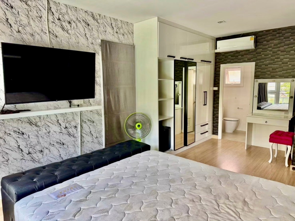 รูป 🏡 บ้านให้เช่า บ้านเดี่ยว 2 ชั้น พร้อมเฟอร์นิเจอร์ ตกแต่งครบ ในโครงการคุณภาพ ใกล้สนามบินเชียงใหม่ โซนแม่เหียะ บรรยากาศเงียบสงบ สิ่งแวดล้อมดี - รูปที่ 10/18