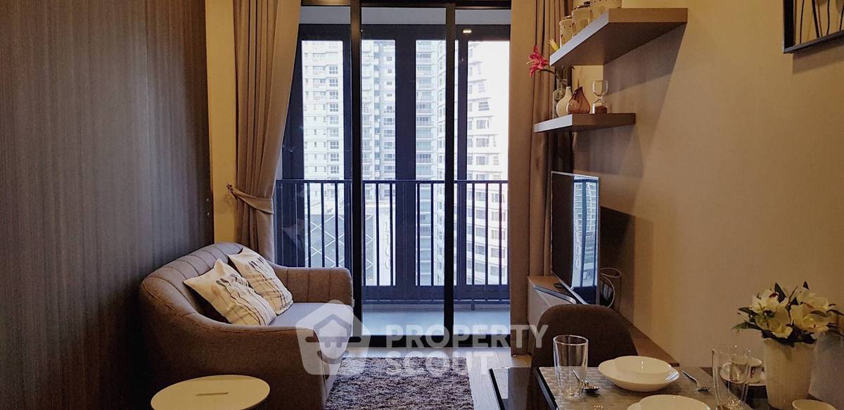 picture Well-Priced 1-BR 34 Sqm Ashton Asoke, 18th Floor, MRT Sukhumvit 70m (ID 2357093) - 2/8