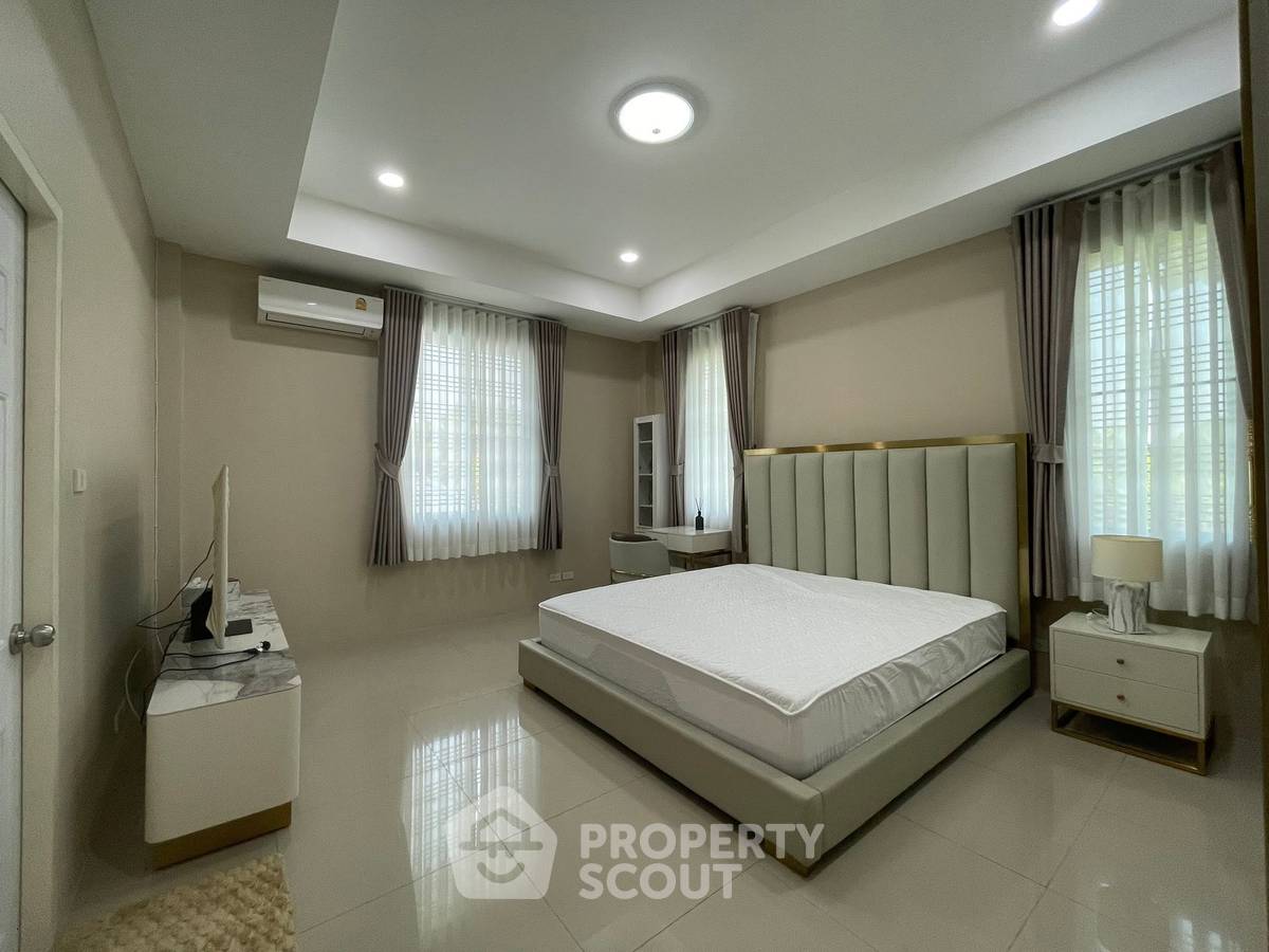 รูป วิลล่า 5 ห้องนอน ขนาด 320 ตร.ม. บ้านสวนเนรมิต 5 พัทยา (หนองปรือ) (ID 3043619) - รูปที่ 13/24