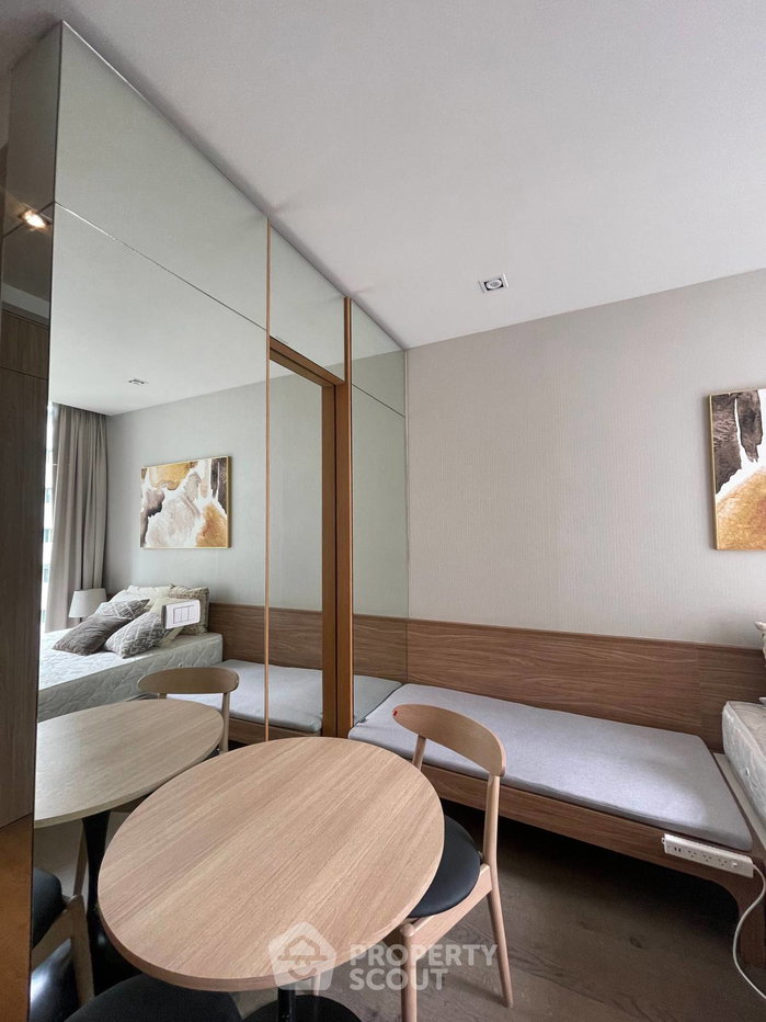 picture Well-Priced 1-BR 27 Sqm Condo at Park Origin Phrom Phong, BTS Phrom Phong (ID 1373971) - 2/29