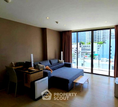 Condos for sale : 1-BR 42 Sqm Condo For Sale At Klass Silom, 200m To BTS Chong Nonsi (ID 3042351)
