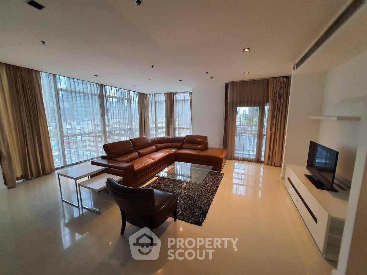 รูป ห้องสวย 40th-Floor 4 ห้องนอน 313 ตร.ม. วิลล่า อโศก ใกล้ MRT เพชรบุรี 200 ม. (ID 2746390) - รูปที่ 12/18