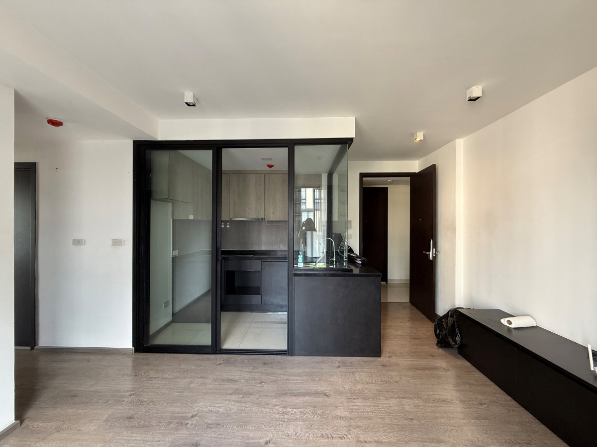 picture CGS_PH01 LYSS Condominium Ratchayothin, Condo for sell. Line: @cgestate - 16/22