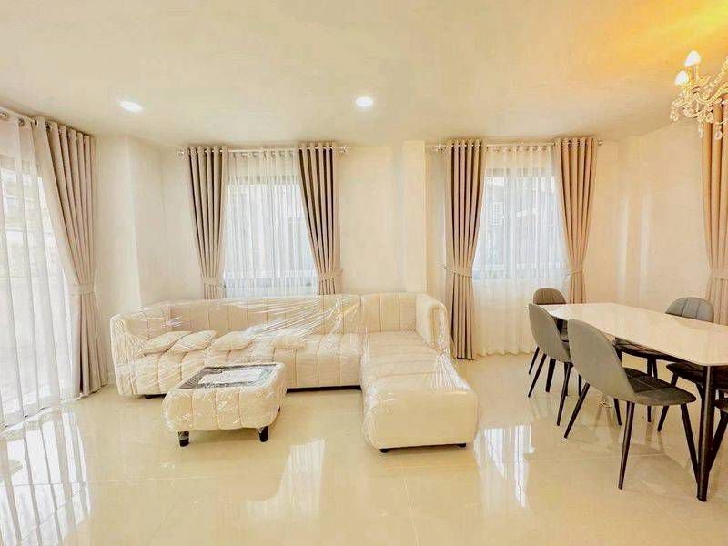 รูป ขายบ้านแฝดหลังใหญ่ รีโนเวทใหม่ ม.พาโนวิลเลจ บางละมุง ชลบุรี - รูปที่ 8/8