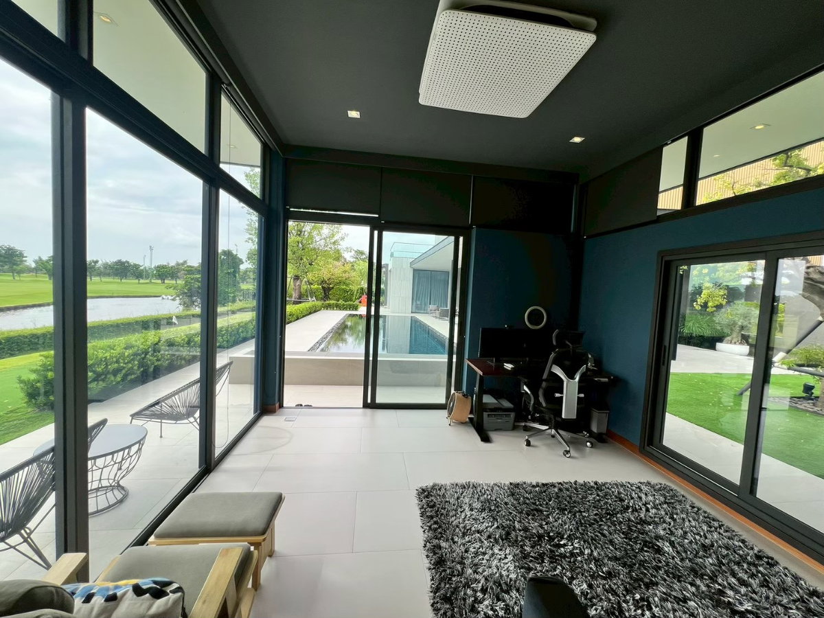 รูป ขาย Private Pool Villa หรู 5 ห้องนอน วิวสนามกอล์ฟ กรีนวัลเลย์ บางนา - รูปที่ 38/54