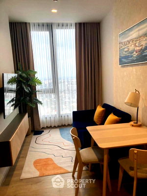 Condos for rent : Pet-Friendly 1-BR At 35th Floor, The Crest Park Residences, 60m To MRT Phahon Yothin (ID 2500711)