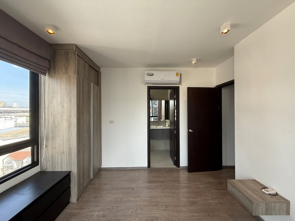 picture CGS_PH01 LYSS Condominium Ratchayothin, Condo for sell. Line: @cgestate - 4/22