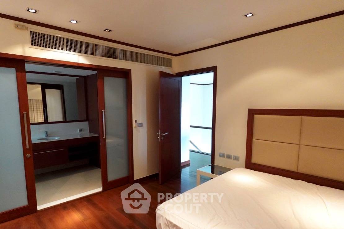 picture Attractive 3-BR 385 Sqm Condo For Sale, Le Raffine Jambunuda, BTS Phrom Phong (ID 3043533) - 8/8