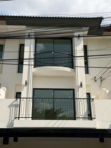 4-bed townhouse for sale, 180 sqm, 21.9 sq wah, Supalai Park Ville 2 Phaholyothin 48