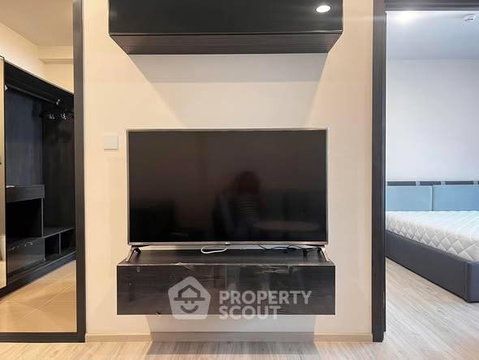 1-BR 35 Sqm Condo For Sale XT Huai Khwang, 100m To MRT Huai Khwang (ID 3040314)