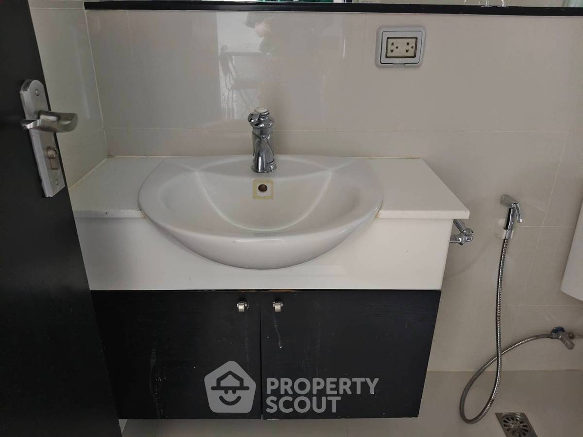picture Well-Priced 2-BR 72 Sqm At The Address Chidlom, BTS Chit Lom 🚆 (ID 3041401) - 13/14