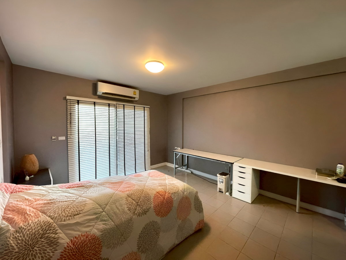 รูป ขาย ทาวน์โฮม 3.5 ชั้น 2 คูหา เพชรเกษม 81 Siri Avenue Phetkasem 81 (สิริ อเวนิว เพชรเกษม 81) ราคาขาย 10.95 Mb. / เช่า 60,000 บาทต่อเดือน - รูปที่ 8/10