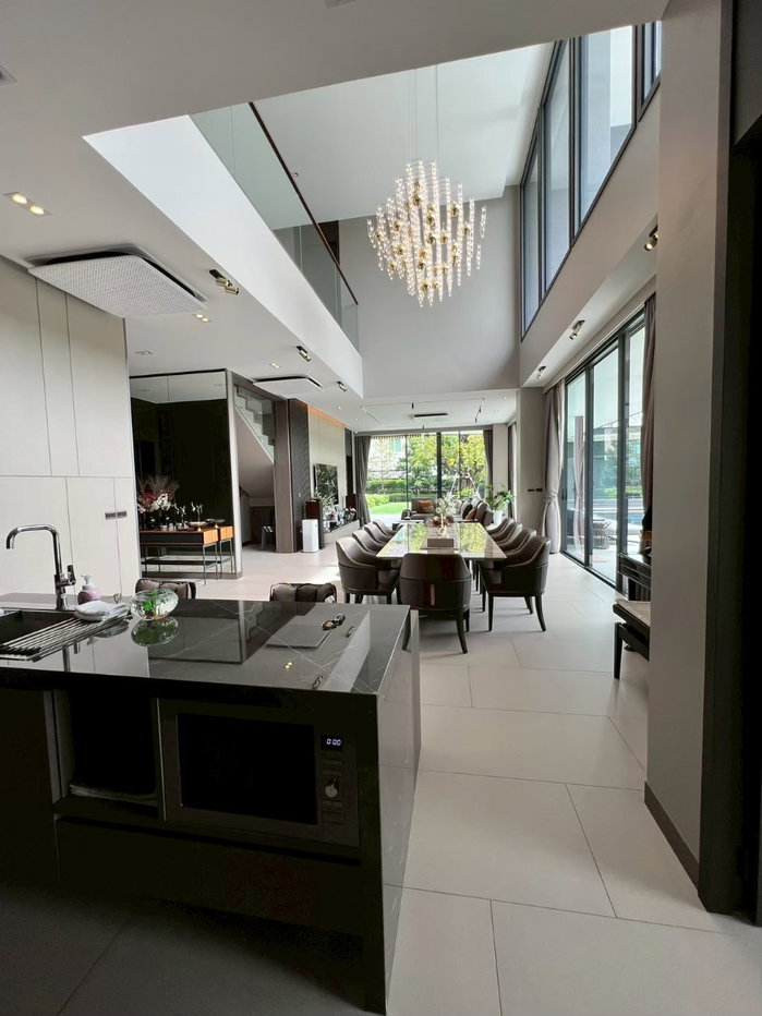 รูป ขาย Private Pool Villa หรู 5 ห้องนอน วิวสนามกอล์ฟ กรีนวัลเลย์ บางนา - รูปที่ 27/54