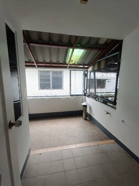 picture FOR SALE  TOWNHOUSE PROPERTY  2190000 BAHT. - 5/8