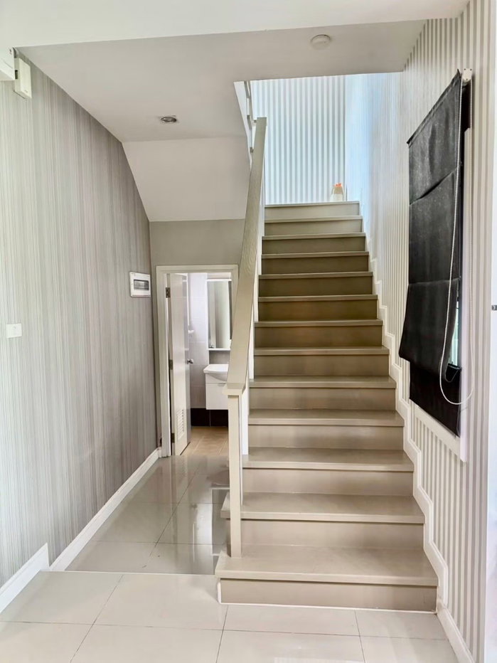 รูป 🏡 บ้านให้เช่า บ้านเดี่ยว 2 ชั้น พร้อมเฟอร์นิเจอร์ ตกแต่งครบ ในโครงการคุณภาพ ใกล้สนามบินเชียงใหม่ โซนแม่เหียะ บรรยากาศเงียบสงบ สิ่งแวดล้อมดี - รูปที่ 8/18