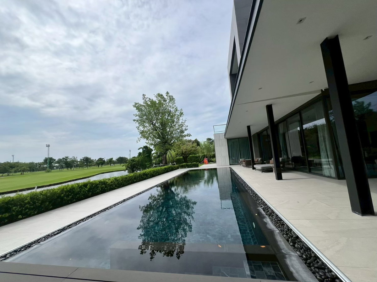 รูป ขาย Private Pool Villa หรู 5 ห้องนอน วิวสนามกอล์ฟ กรีนวัลเลย์ บางนา - รูปที่ 45/54