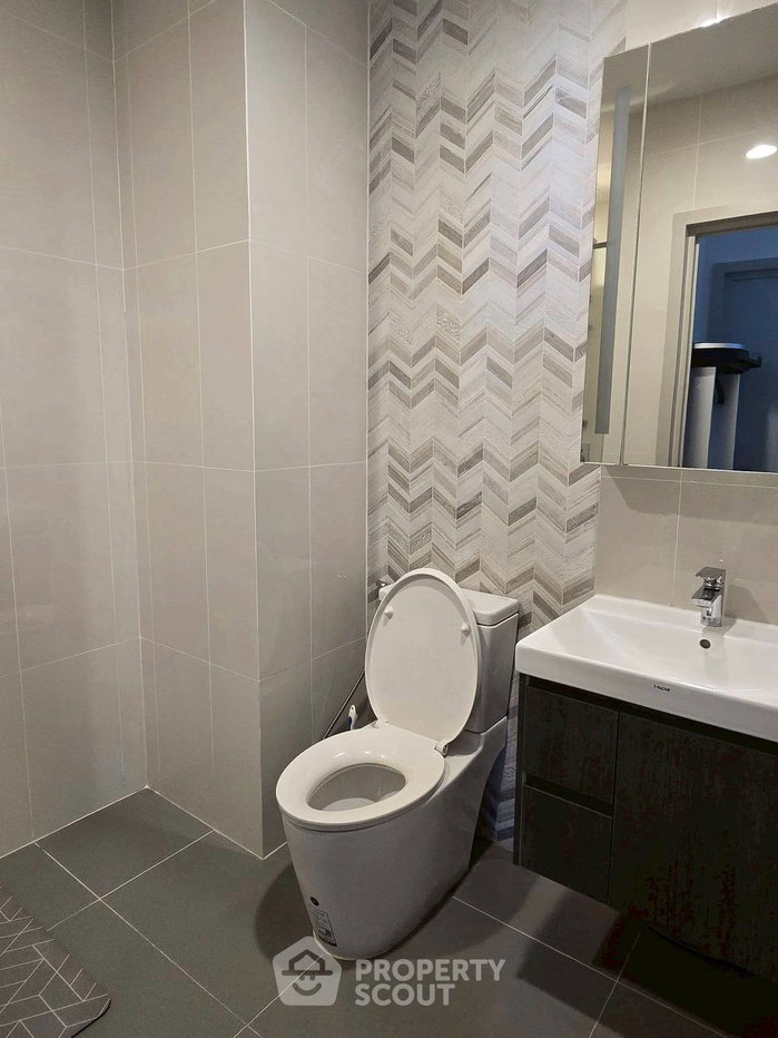 picture 2-BR Condo At Oka Haus Sukhumvit 36, High-Floor 27, Near BTS Thong Lor (ID 3043676) - 12/12