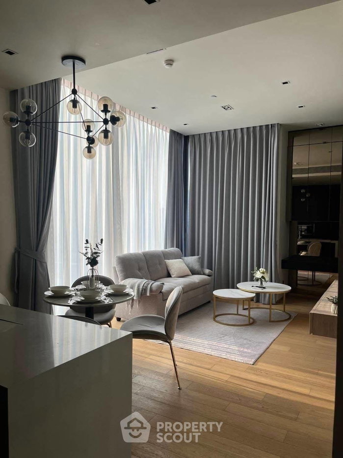 picture High-Floor 2-BR 72 Sqm At 28 Chidlom Near BTS Chit Lom (300m) (ID 2588907) - 1/4