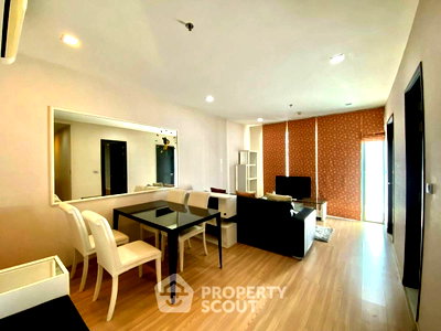 Condos for rent : Well-Priced 1-BR Condo At Sky Walk Residences, 200m to BTS Phra Khanong (ID 2903138)