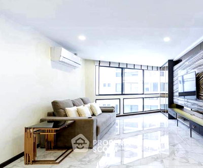 Condos for rent : High-Floor 3-BR 223 Sqm, President Park Condo Near MRT Queen Sirikit (ID 3029357)
